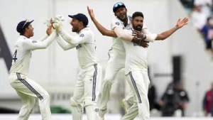 Karthik's Crystal Ball: Analyst Stands Alone in Predicting India-England Test Series Draw