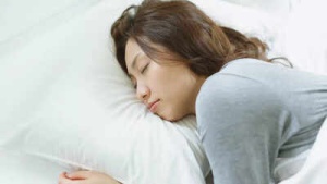 Pillow Face: What Those Morning Creases Reveal About Skin Aging and How to Fight Them