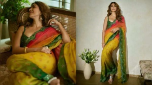 Mrunal Thakur's Ganesh Chaturthi Saree: A Devotional Homage to Goddess Parvati Wows Fashion Critics