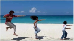 Fardeen Khan's Kids Recreate Iconic 'No Entry' Dance Move as Film Celebrates 20th Anniversary – Watch!