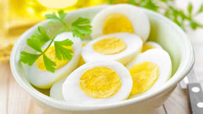 Eating one egg a week may cut Alzheimer’s risk by half; study suggests