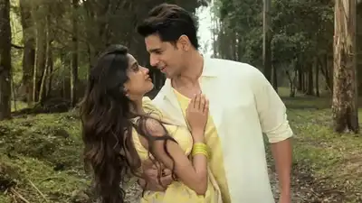 'Param Sundari' Box Office collection day 3: Janhvi Kapoor, Sidharth Malhotra's rom-com mints Rs 10.25 crore on Sunday